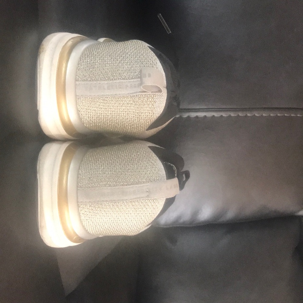 APL Women's TechLoom Pro sneakers - Picture 7 of 8